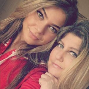 Meet your Posher, Jaymee